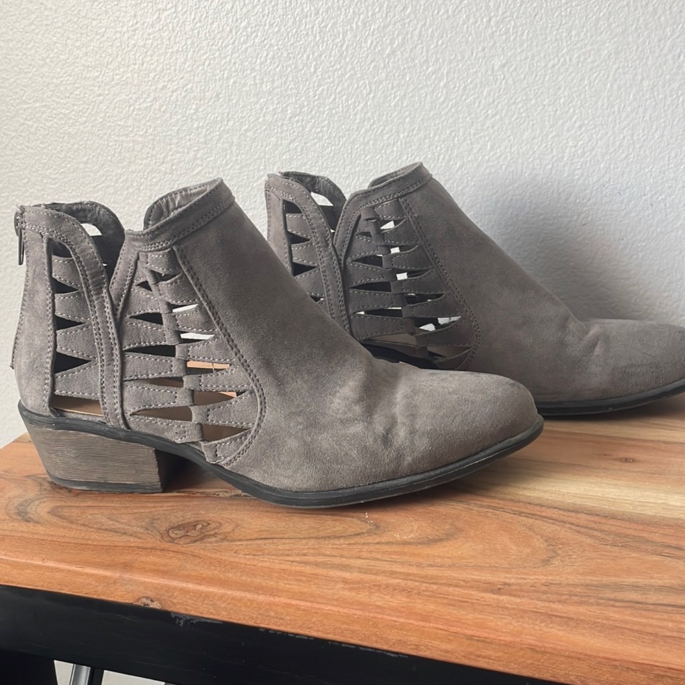 JC booties | Size 8 1/2 | Gray